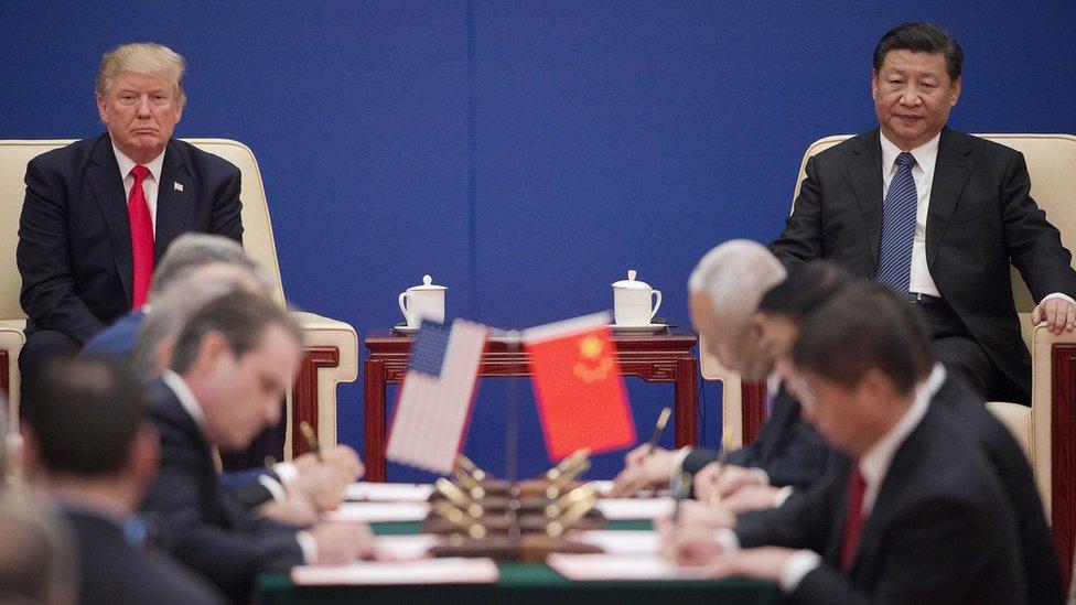 Quiénes son las primeras víctimas de la guerra comercial iniciada por Donald Trump contra China y otros países
