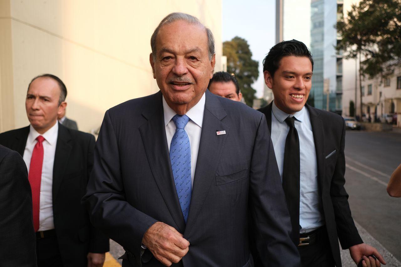 Carlos Slim deja el hospital, ya se recupera en casa tras contraer COVID-19