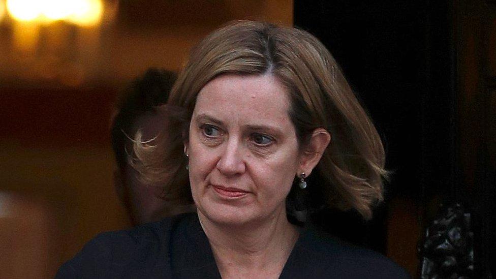 Escándalo de la generación Windrush: dimite la ministra de Interior británica, Amber Rudd, tras la polémica por el trato a inmigrantes caribeños en Reino Unido