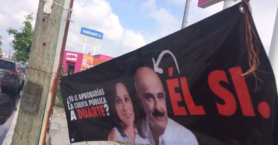 Mantas colocadas en Veracruz vinculan a candidato de Morena con Javier Duarte