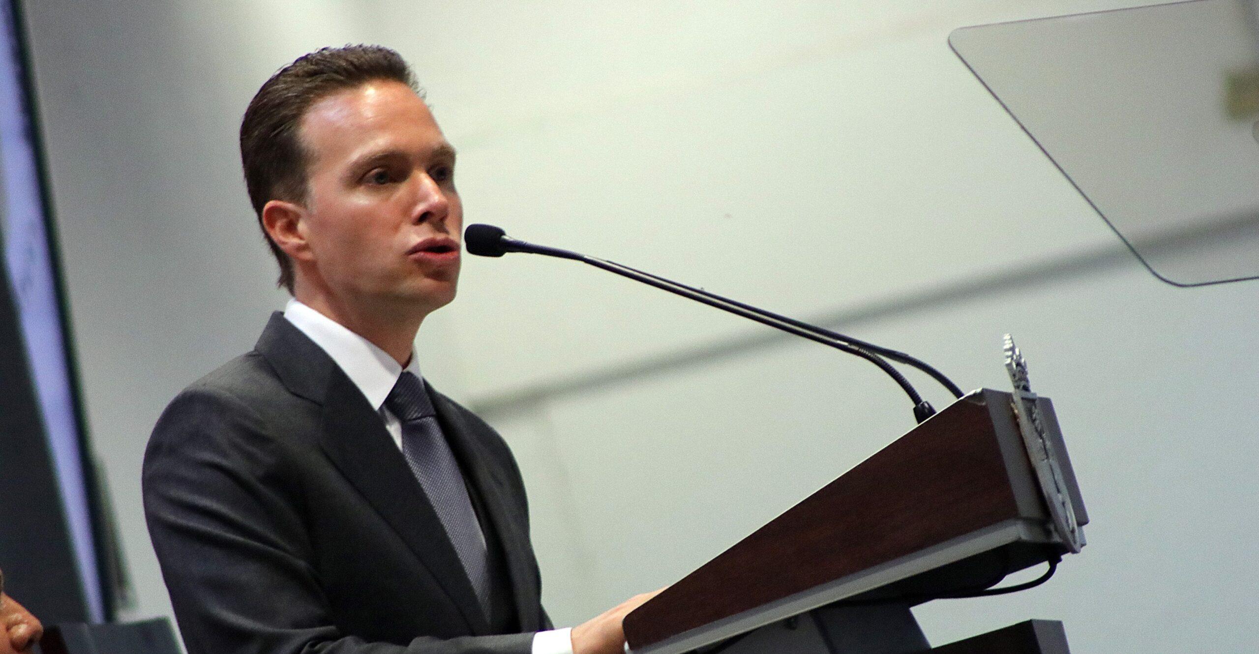 PVEM registra, de último momento, a Manuel Velasco en su lista de plurinominales