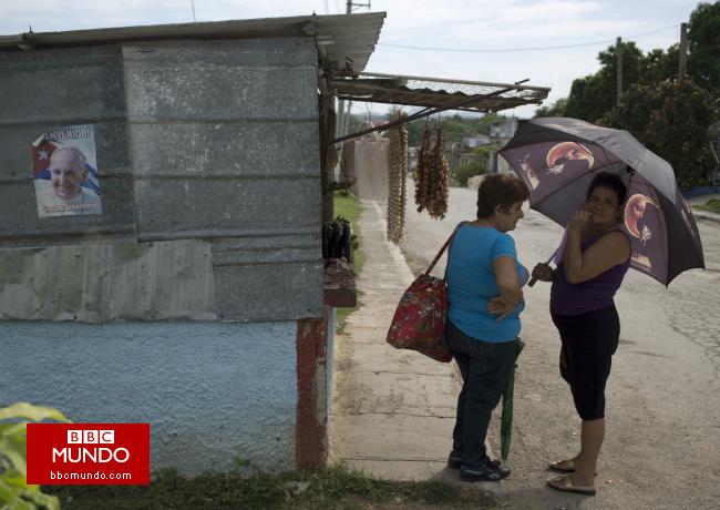¿Qué permiten las nuevas medidas anunciadas por Obama frente a Cuba?