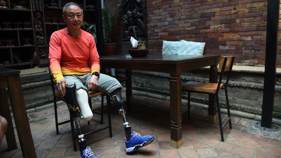 Xia Boyu, el alpinista amputado de ambas piernas que hizo historia en el Everest