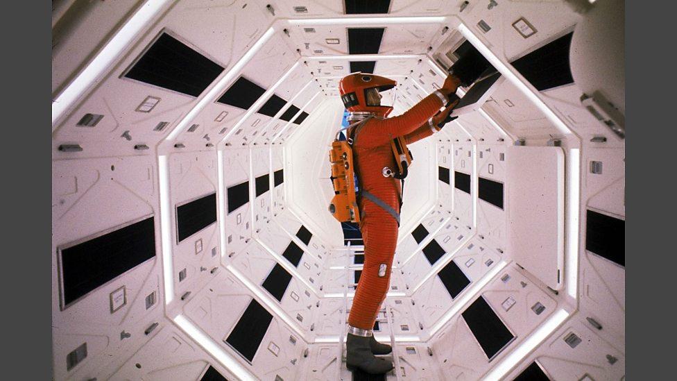 3 cosas que hace 50 años la película 2001: Odisea del espacio predijo con exactitud y una en la que se equivocó