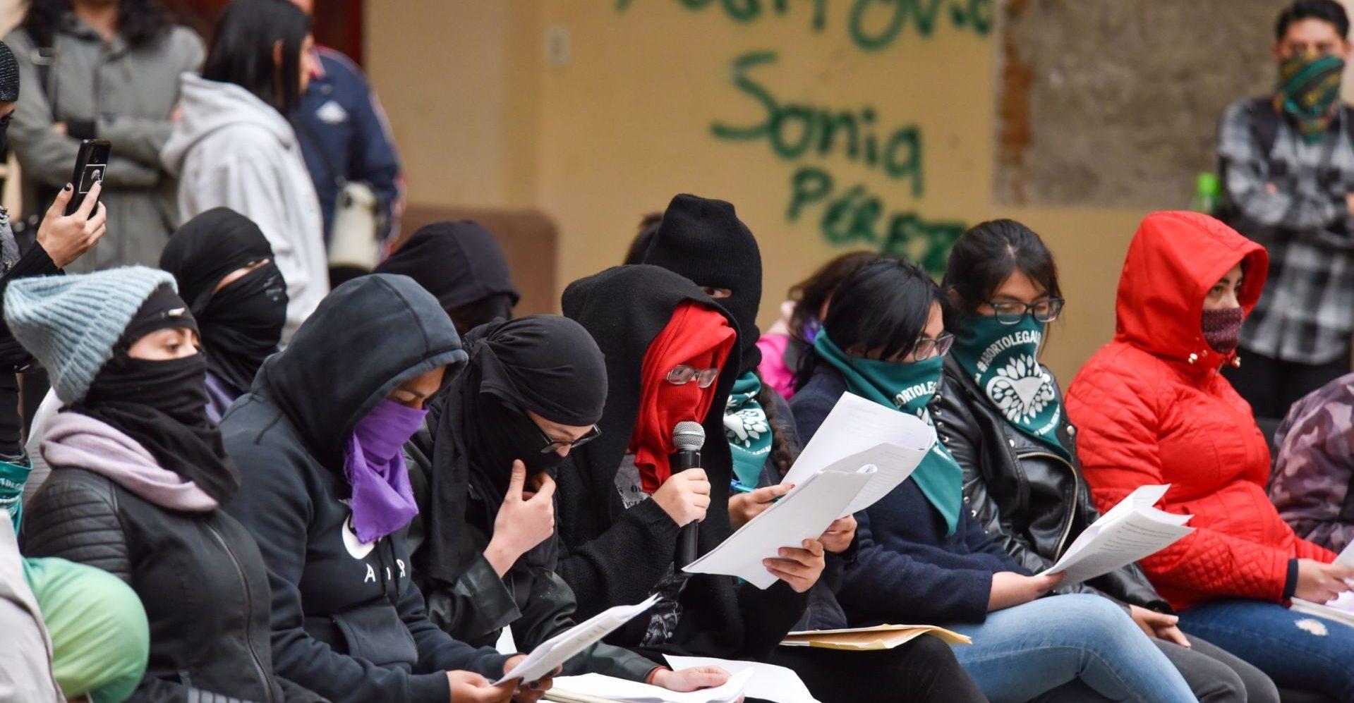 Cuatro facultades de la UAEMex están en paro y hay 50 maestros denunciados por acoso sexual