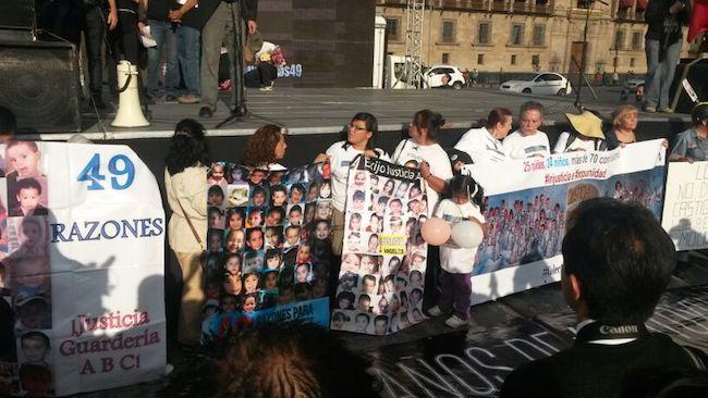La marcha de  familiares de víctimas de Guardería ABC, en fotografías
