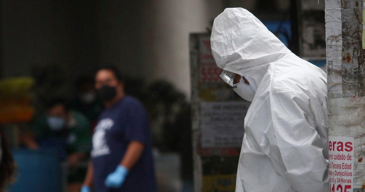 México suma 303 muertes por COVID y en un solo día se registran más de 9 mil casos nuevos