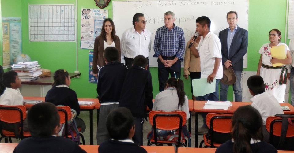 Reforma educativa de AMLO elimina la evaluación docente, pero no define cómo asignarán las plazas