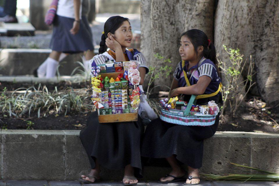 #SemáforoEconómico: 7 de cada 10 empleos son informales en Oaxaca por su pobreza laboral