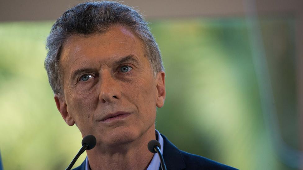 El peso en Argentina se desploma: ¿por qué los anuncios y medidas de Macri no están dando resultados?