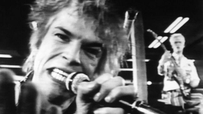 Cómo el punk y el heavy metal desafiaron a la Stasi, y ayudaron a derribar el Muro de Berlín