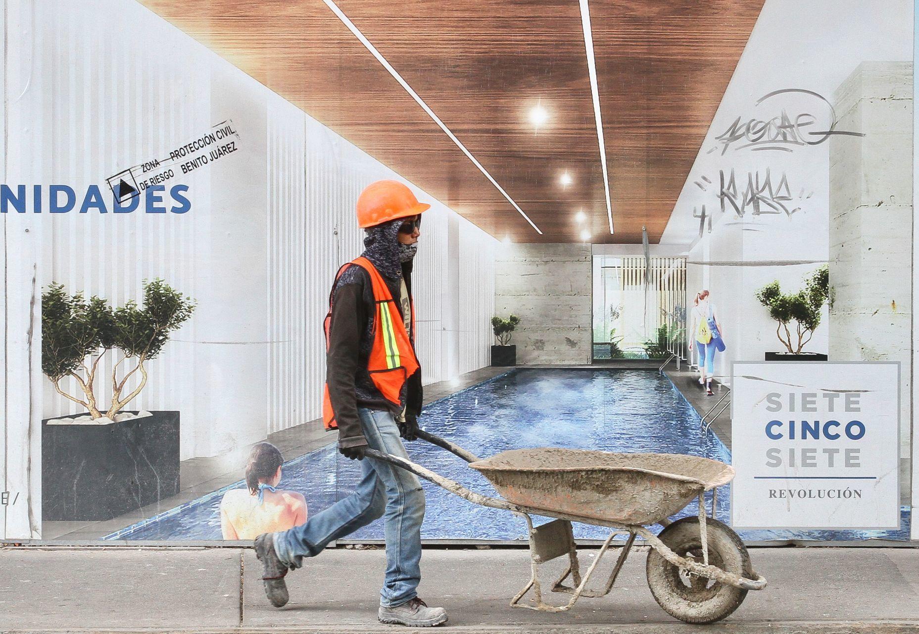 No cayó ni avanzó: Economía mexicana se estanca en el último trimestre de 2021