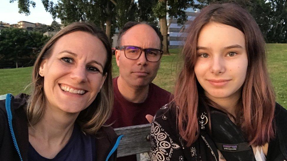 Cómo conocí a mi novio 12 años después de dar a luz a su hija