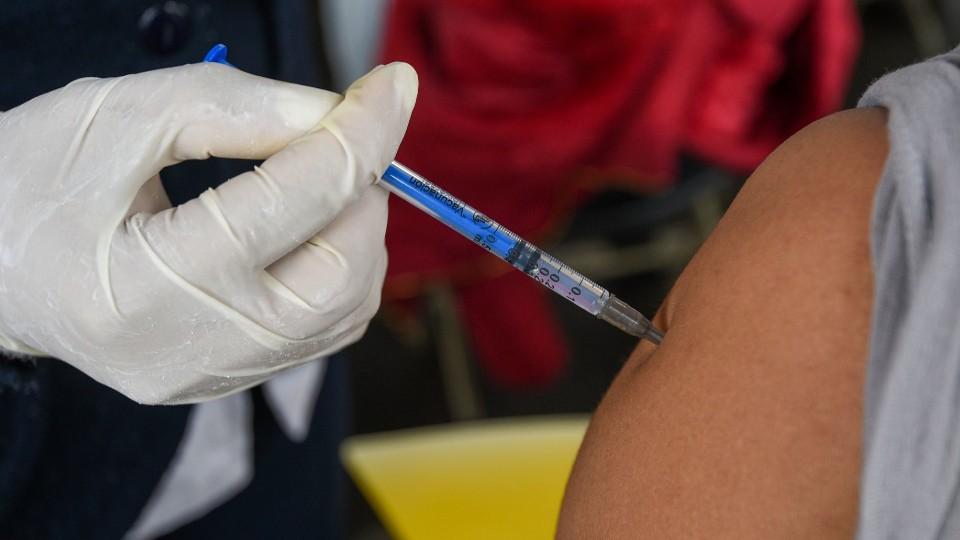 Vacuna Patria puede usarse como refuerzo contra COVID, dice Conacyt; buscan voluntarios para última fase de investigación