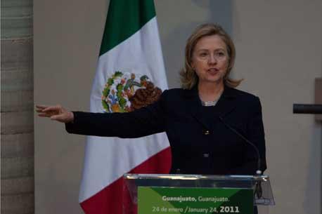 Guerra contra el narco es “absolutamente necesaria”: Clinton