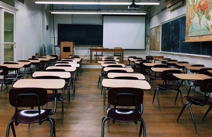 Menor se dispara en la mano tras ingresar arma de fuego a secundaria de Iztapalapa