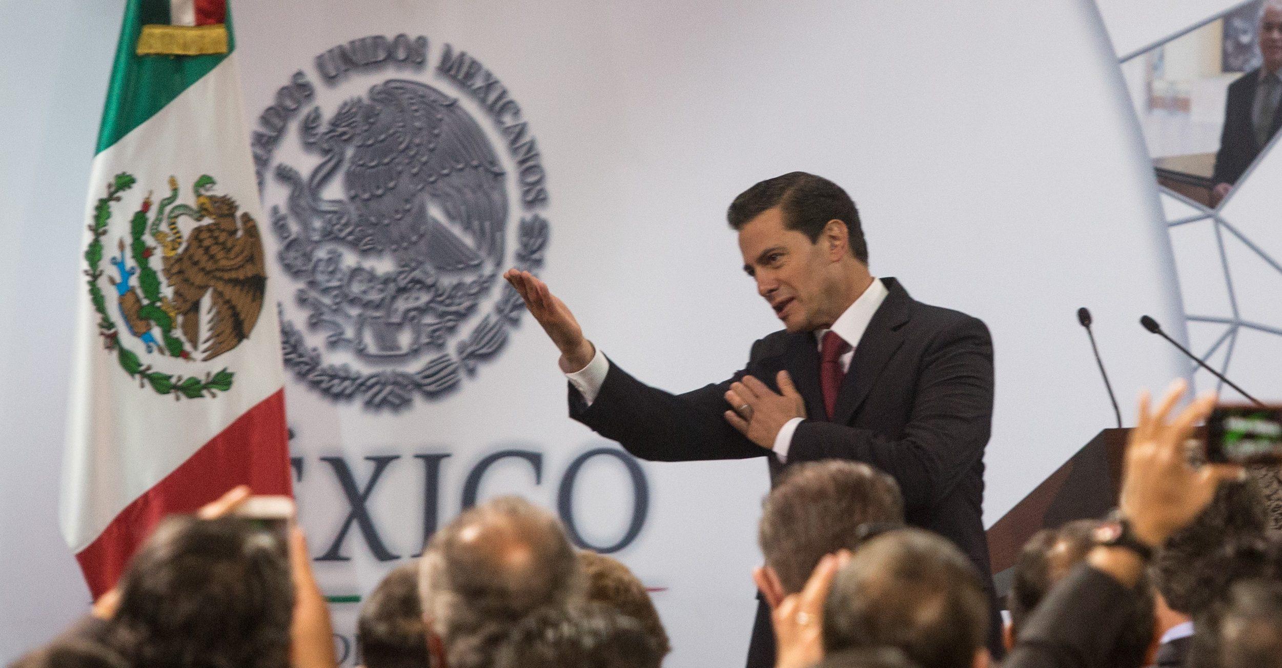 Exalten la gran obra de este sexenio, pide Peña Nieto a sus funcionarios