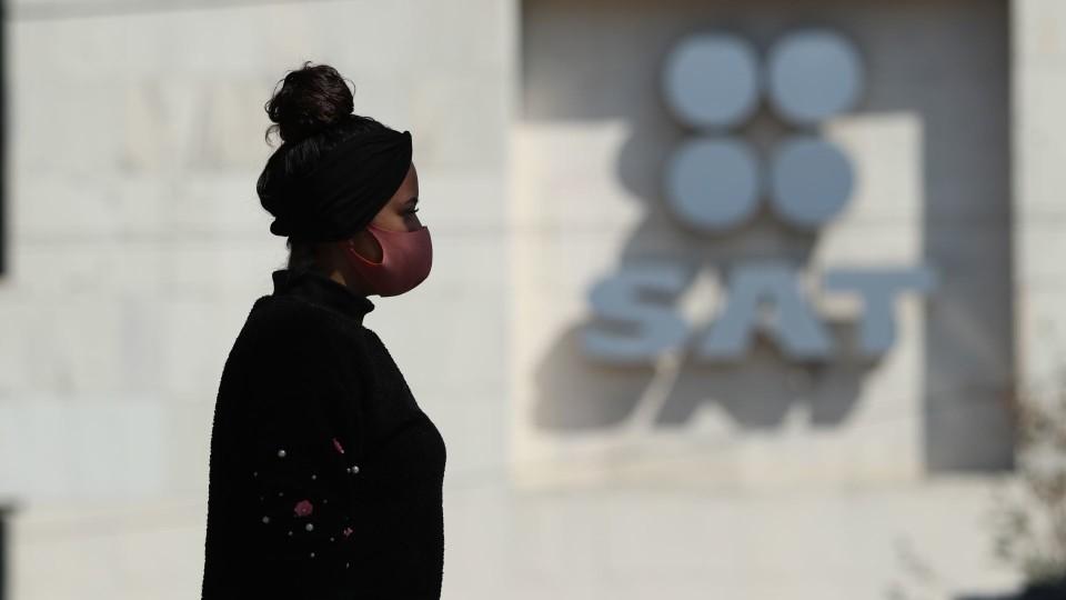 Gobierno quiere registro obligatorio al RFC para jóvenes mayores de edad