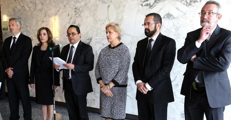 Consejero Bonnin murió por caída de quinto piso, dice INAI tras difundir primera versión de que deceso fue por infarto