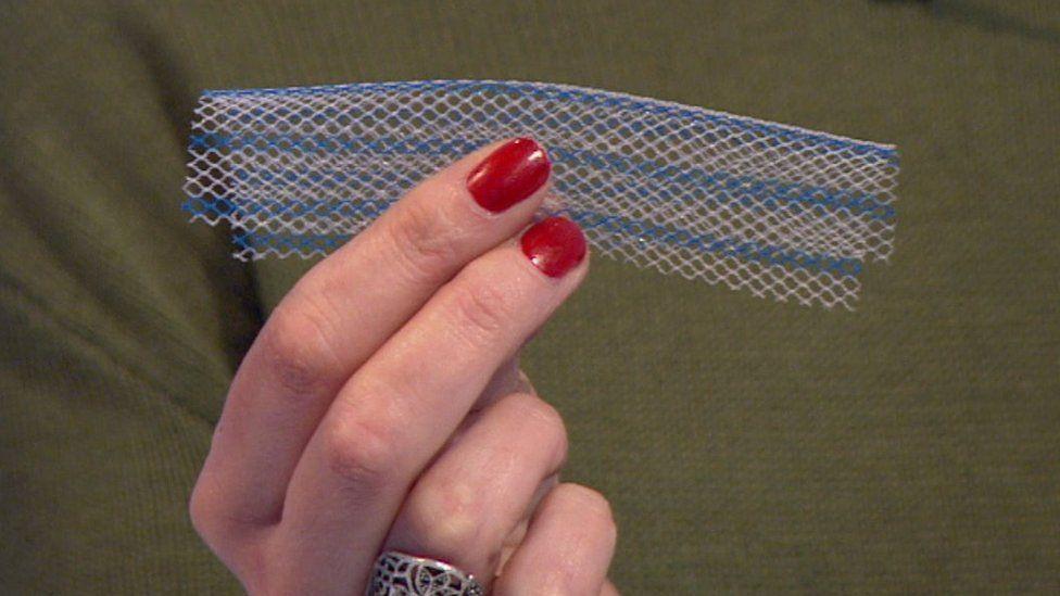 Implantes de malla vaginal: Australia se disculpa por décadas de dolor de cientos de mujeres