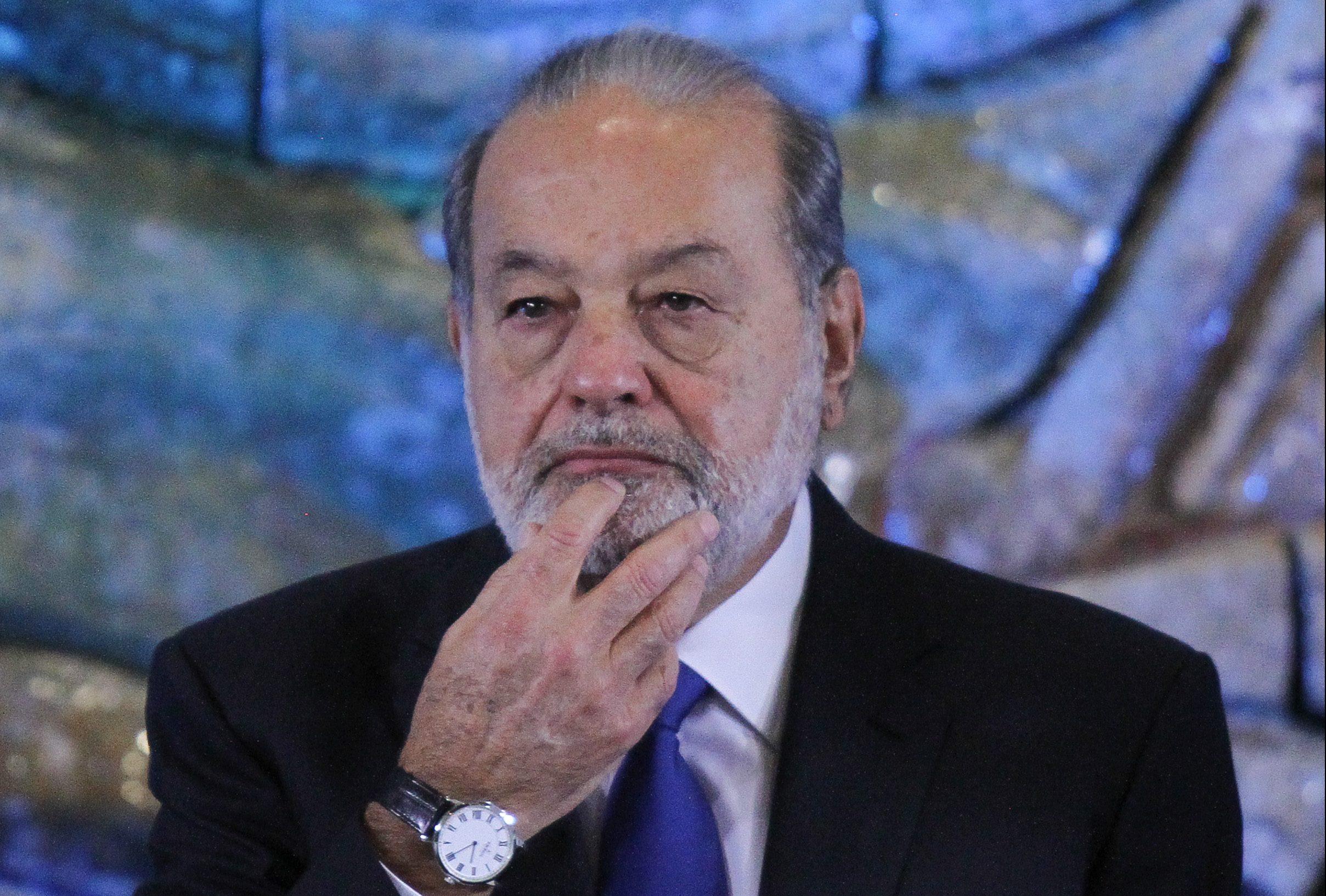 Carlos Slim: primero amigo del gobierno y ahora su rival de negocios