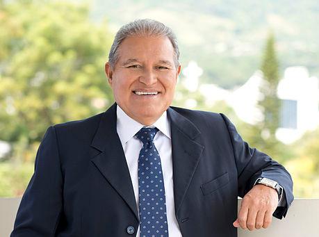 Sánchez Cerén, el primer exguerrillero en asumir la presidencia de El Salvador