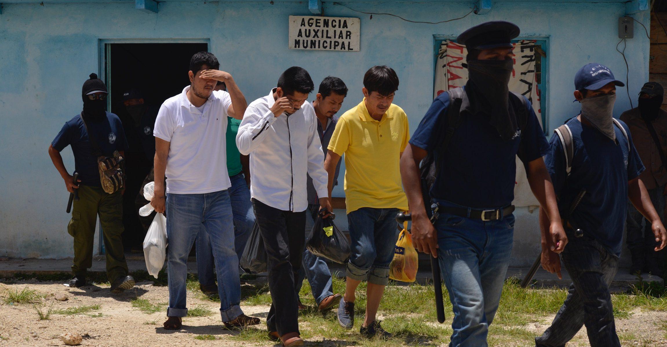 Liberan a los cinco policías retenidos por 20 días en la comunidad de Río Florido, Chiapas