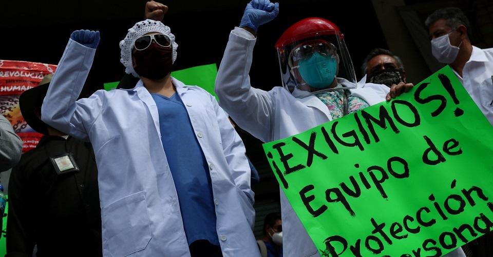 Trabajadores de la Salud protestan por falta de equipos de protección en hospitales COVID