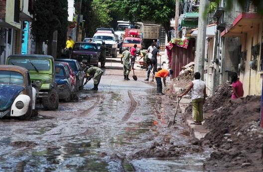 Por las lluvias, hay 26 comunidades incomunicadas en Oaxaca