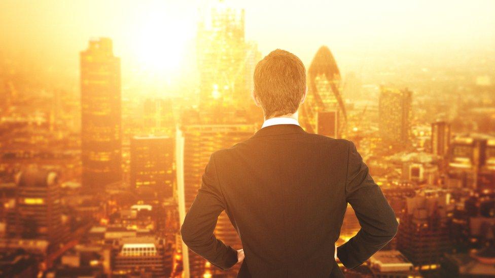 Quiénes son los directores ejecutivos que más dinero ganan en Estados Unidos