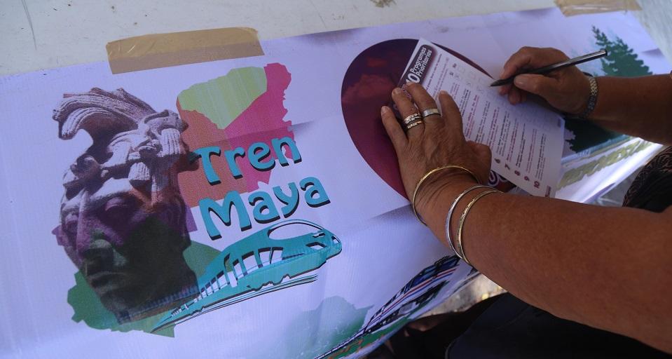 Equipo de AMLO presume que programas obtuvieron más del 90% de aceptación; Tren Maya, el menos votado