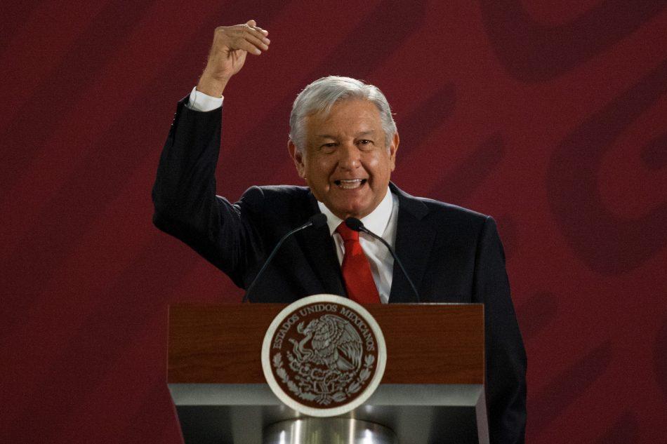 No hay despidos en sector salud, es propaganda para afectarnos, dice AMLO; líder sindical lo contradice