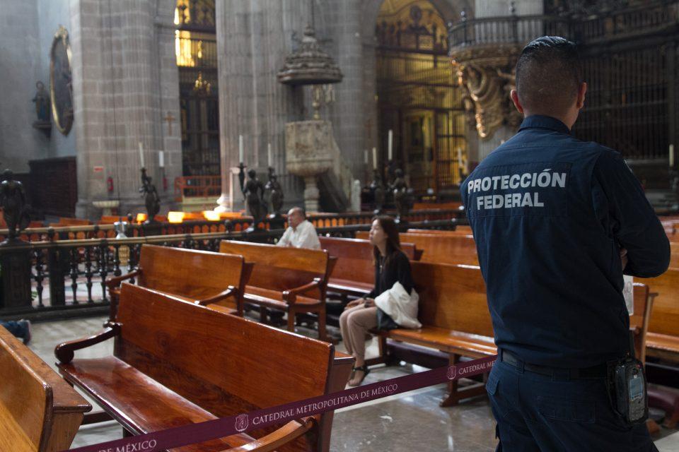 Declaran muerte cerebral de sacerdote atacado en la Catedral Metropolitana de la CDMX