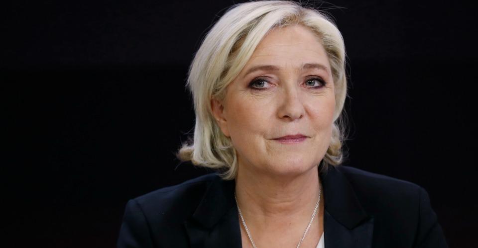 Elecciones Francia: Le Pen abandona la presidencia de su partido de cara a la segunda vuelta