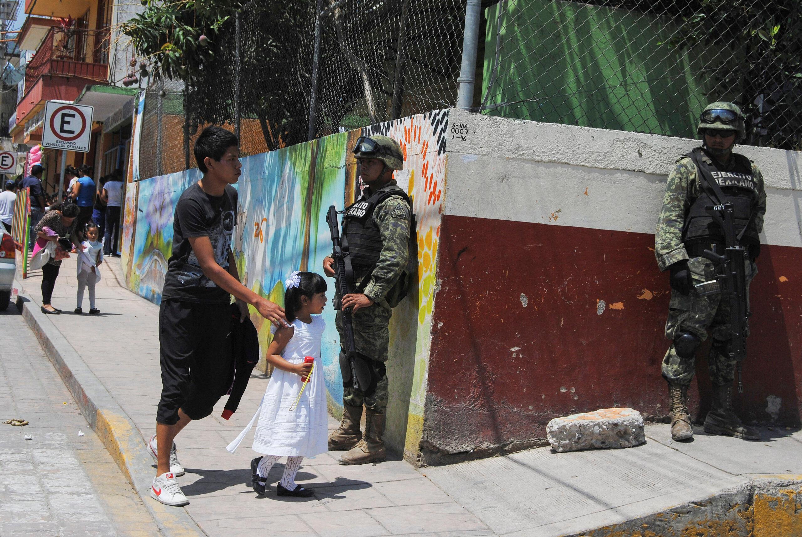México no persigue a criminales que reclutan niños, advierte la ONU