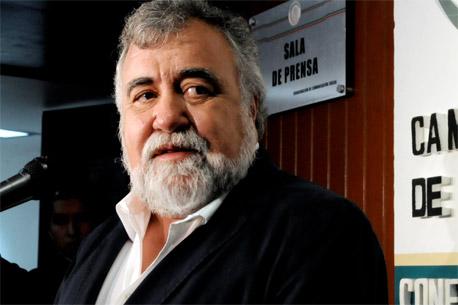 Encinas da el sí, aunque había dicho que no