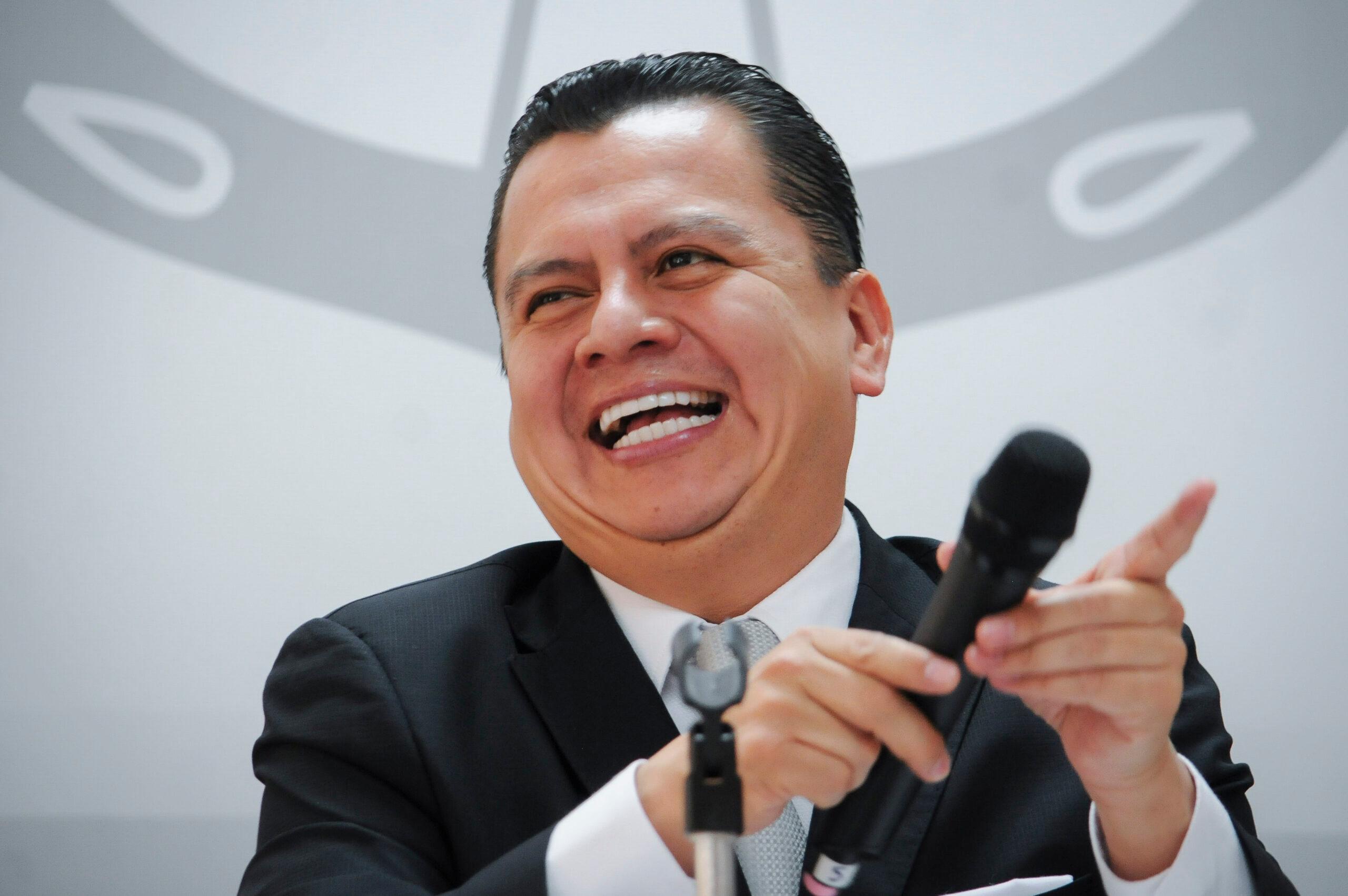 Eligen a Manuel Granados como presidente del PRD; Barrales va por candidatura del Frente