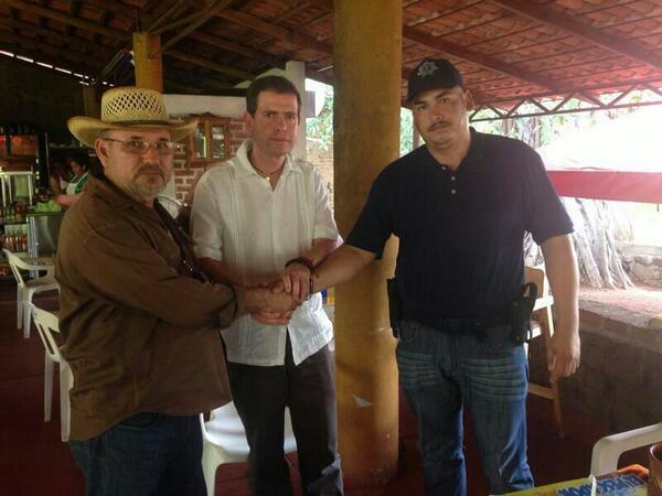 Peña visitará la zona de conflicto en Michoacán