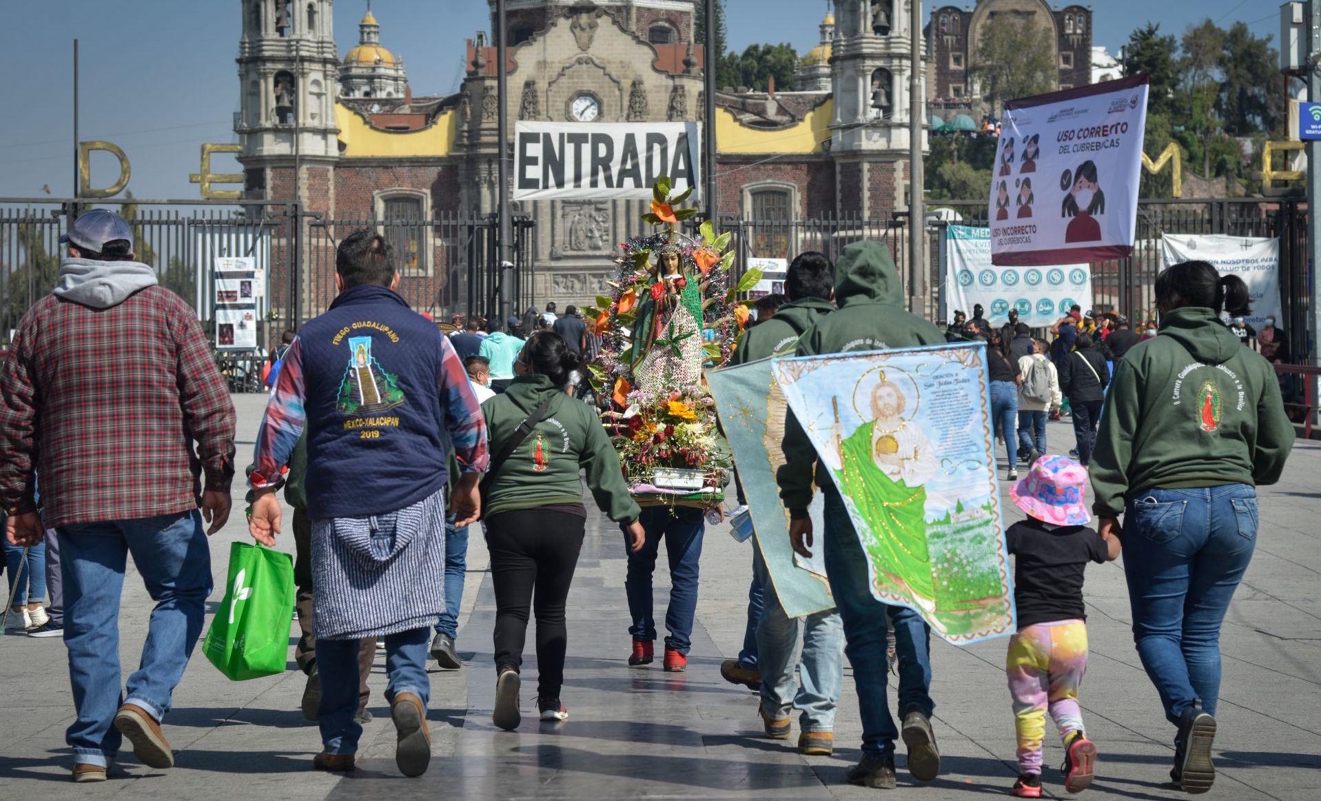 México celebra a la Virgen de Guadalupe, pese a riesgo de un repunte de COVID