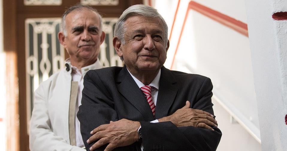 ¿Conflicto de interés? AMLO visitó planta de Alfonso Romo, pero el empresario descarta contratos con el próximo gobierno