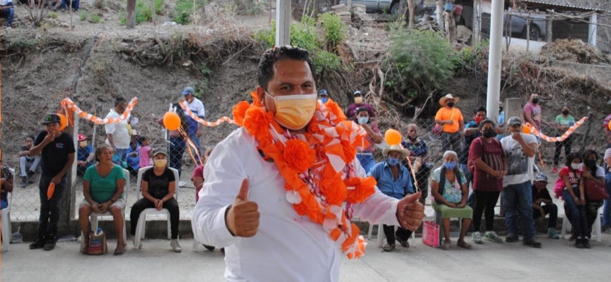 Interrumpen con disparos mitin de candidato en Cocula, Guerrero