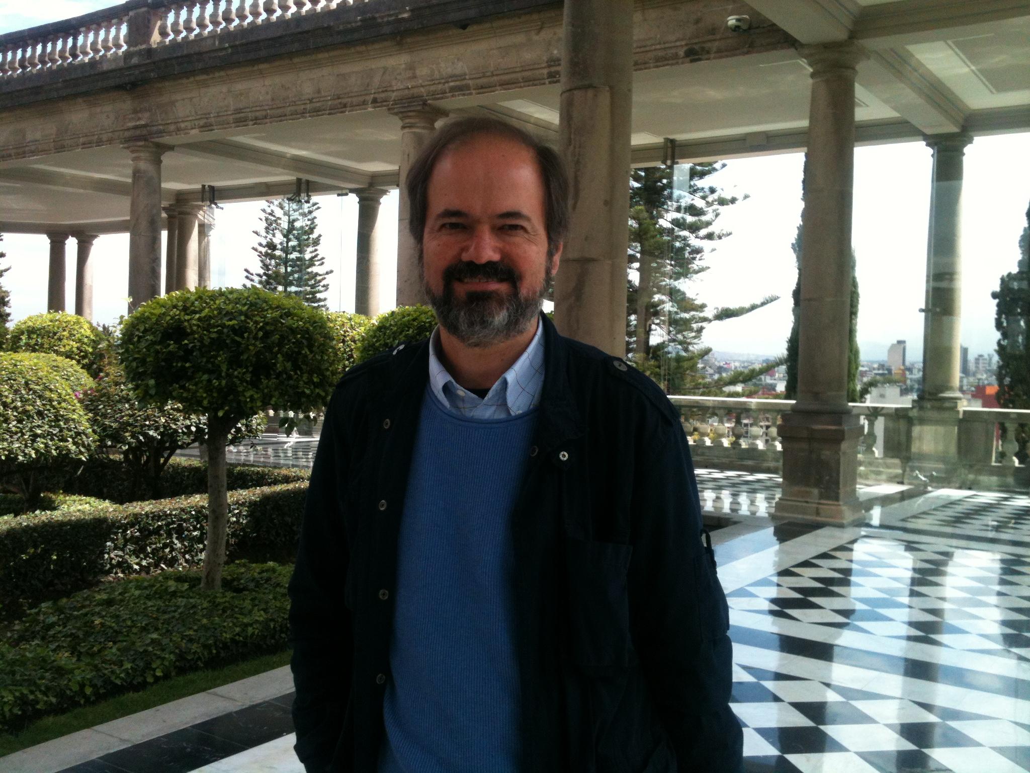 El PRI podría gobernar otros 18 años: Juan Villoro