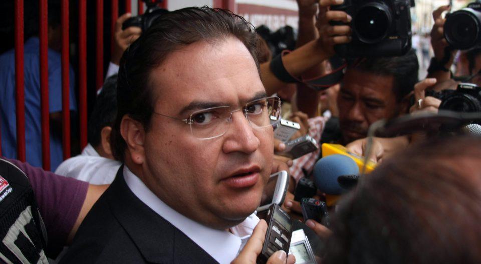 PGR presenta más acusaciones por empresas fantasma de Veracruz: ya son 10 juicios abiertos