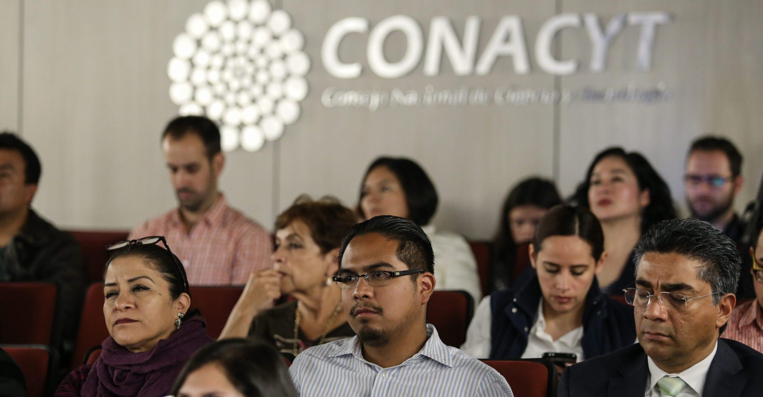 Viajes de investigadores del Conacyt se restringieron para evitar “turismo político”: AMLO