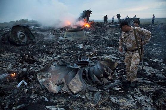 EU acusa a separatistas ucranianos prorrusos de derribar avión malasio