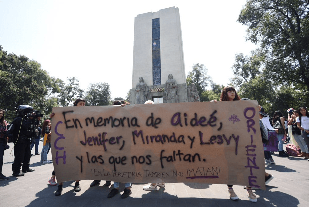 Estudiantes de la UNAM marchan para exigir mayor seguridad y justicia para Aideé