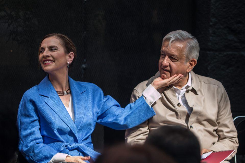 Temo que el fanatismo nos lleve al ‘panfletario perfecto’, responde Gutiérrez Müller a Vargas Llosa