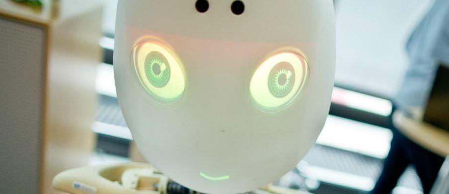 Incluso Stephen Hawking desconfía de la inteligencia artificial