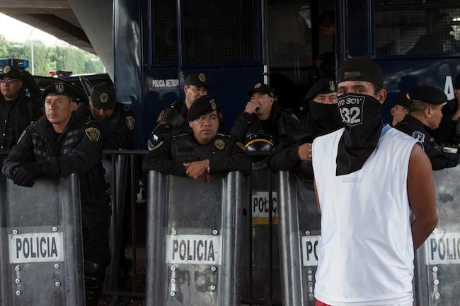 #YoSoy132 responde al CCE: Ustedes violan el Estado de Derecho (íntegro)
