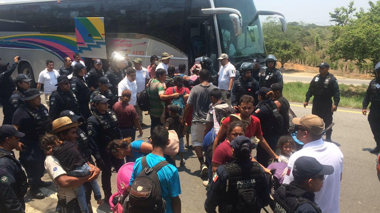 Detienen en Chiapas a 367 migrantes que iban hacia EU